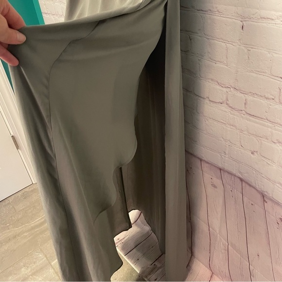 Show Me Your MuMu NEW Gray Sleeveless Kendall Maxi Bridesmaid dress Sz Medium - Picture 6 of 13